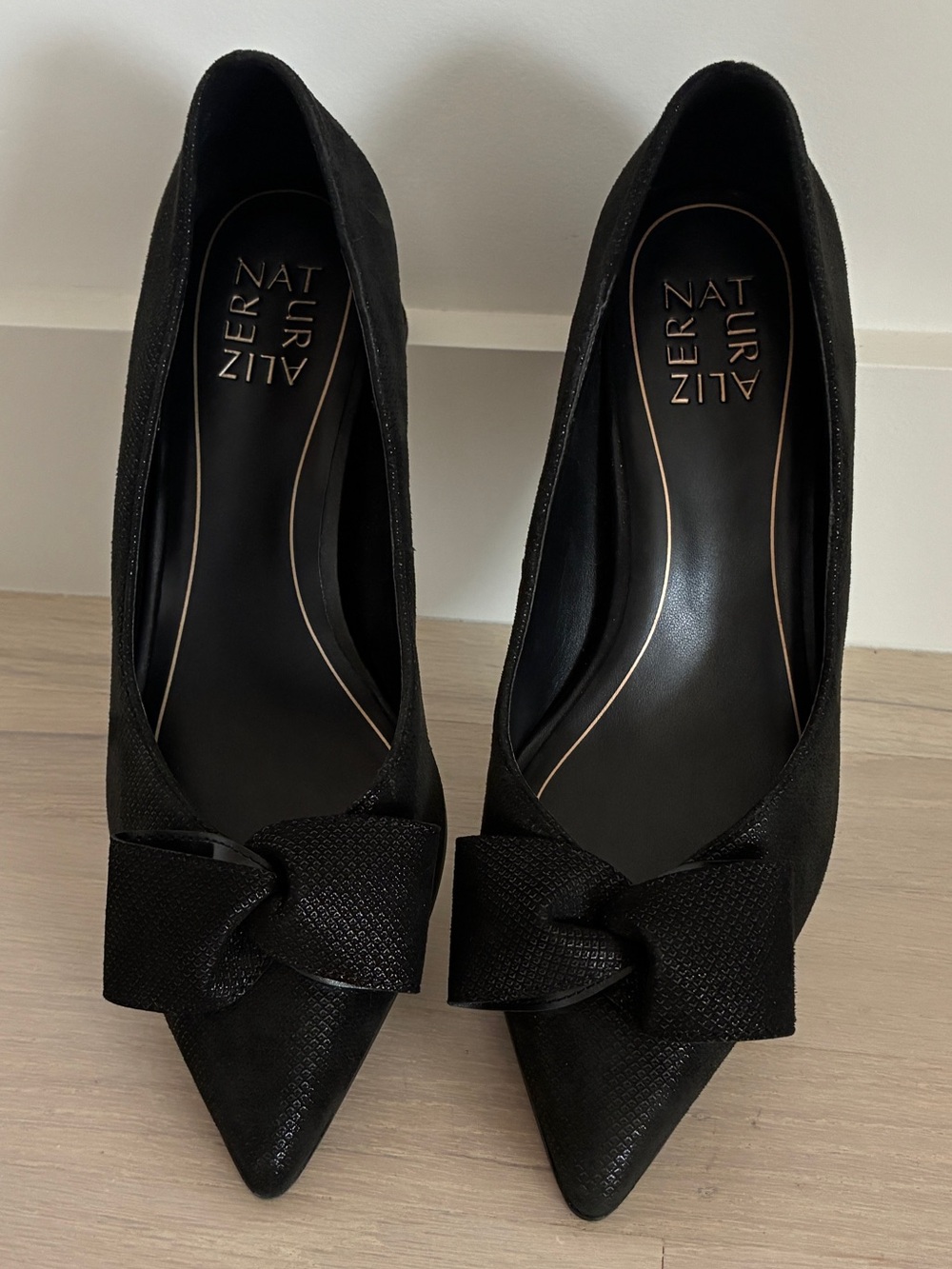 Naturalizer Mavis Bow Pump